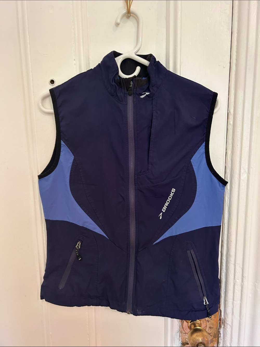 Brooks Navy and Light Blue Sleeveless Running Vest